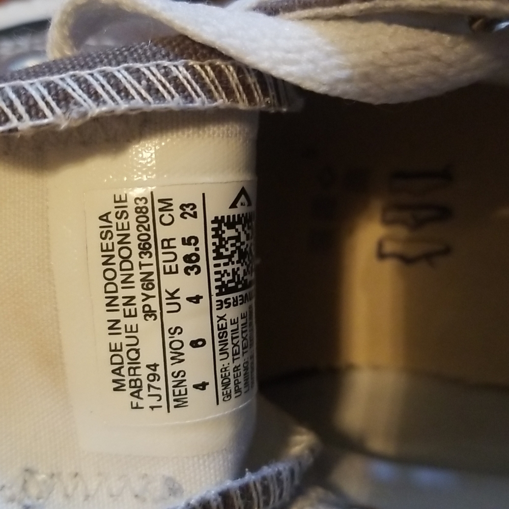 Converse - Picture 7 of 7